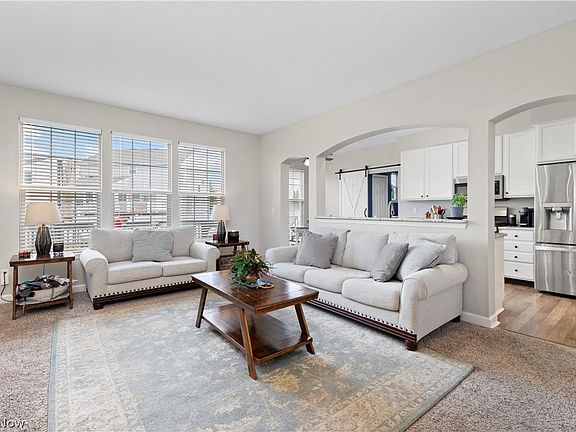 3rd image of 37004 Chaddwyck Ln