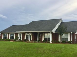 102 Fieldstone Dr, Enterprise, AL 36330