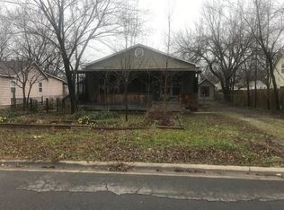 4023 Morris Dr, Fort Smith, AR 72904