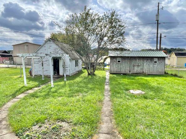 1712 Beech St, Kenova, WV 25530