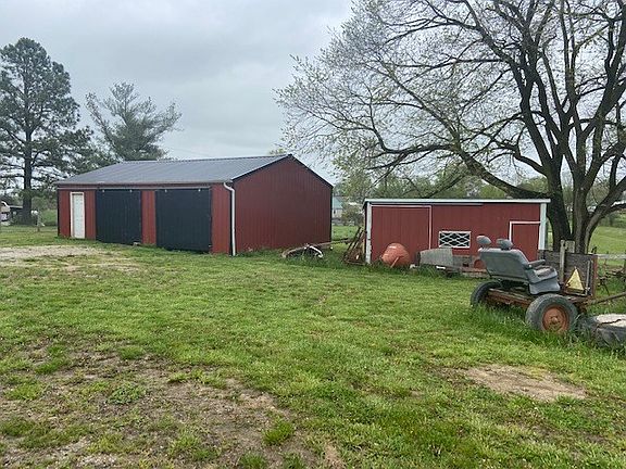 4th image of 8006 Old Plumville Pike