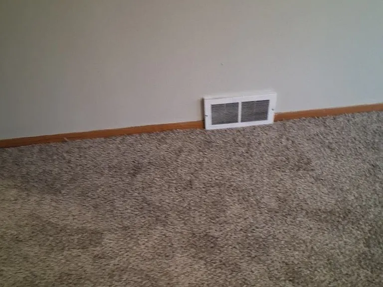 9307 W Capitol Dr — Photo 14
