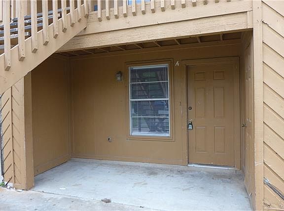 2nd image of 1605 Onion Creek Village Dr APT A