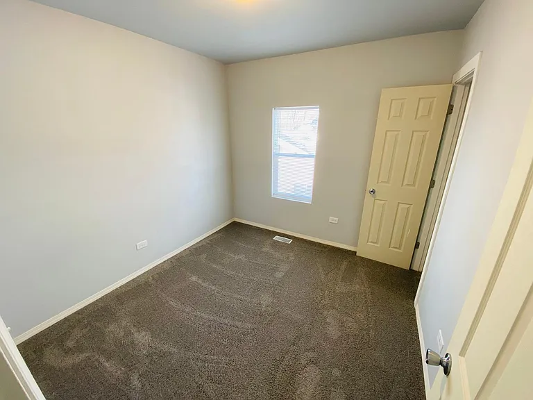 718 Cummings Ave #2 — Photo 6