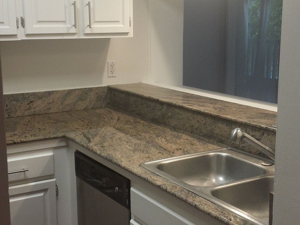 1st image of 999 N Doheny Dr APT 107