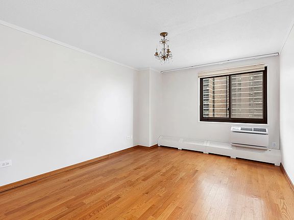 4th image of 77 Fulton St APT 16B