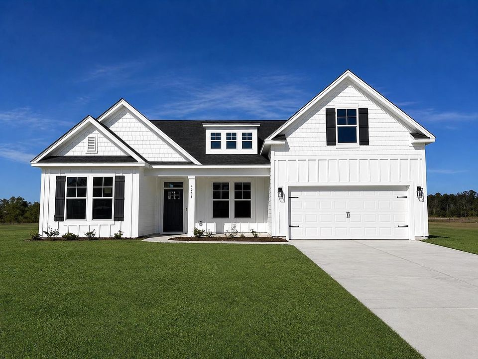 1st image of 2033 Meadowood Ln.