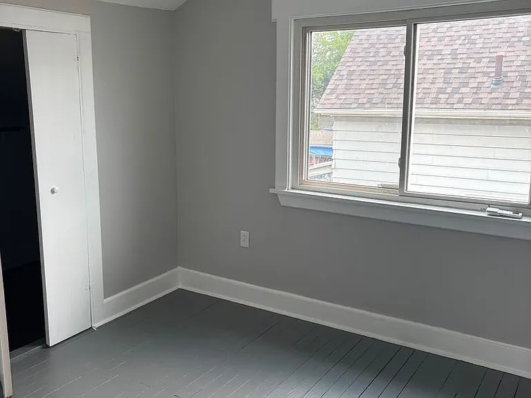 3611 Buechner Ave — Photo 25