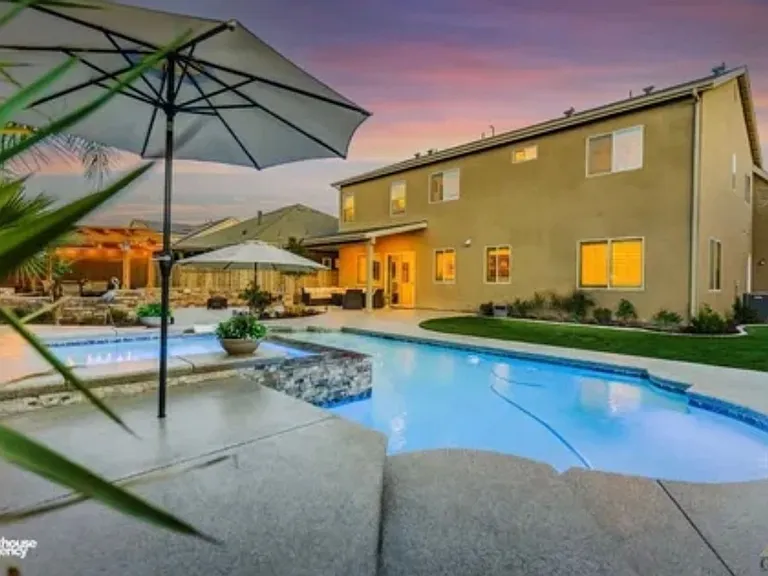 14728 Plumeria Ct — Photo 19