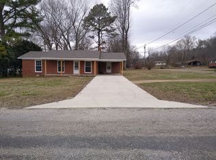 5019 Sunny Acres Dr, Waynesboro, TN 38485