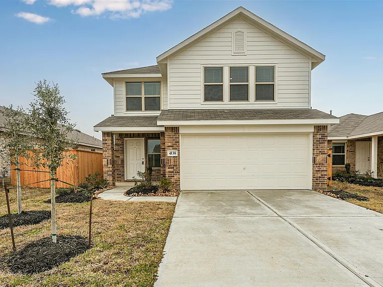 9123 Estes Lakes Dr — Photo 2