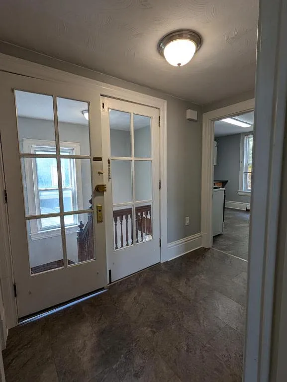 447 Main St — Photo 4