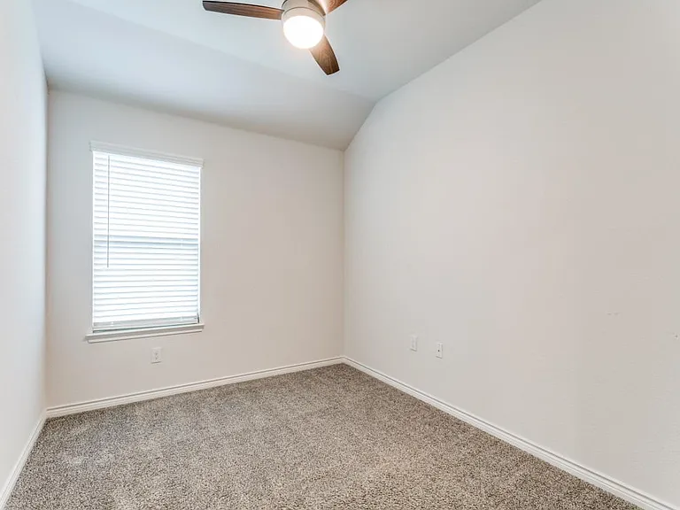 4120 Spur Trail Dr — Photo 23