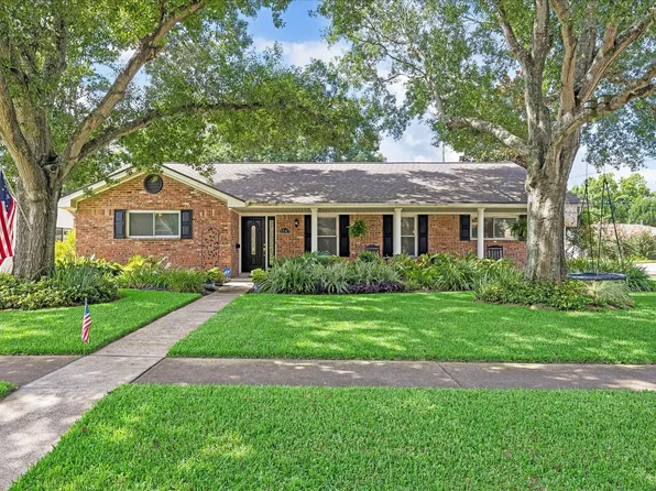 5547 Wigton Dr, Houston, TX 77096