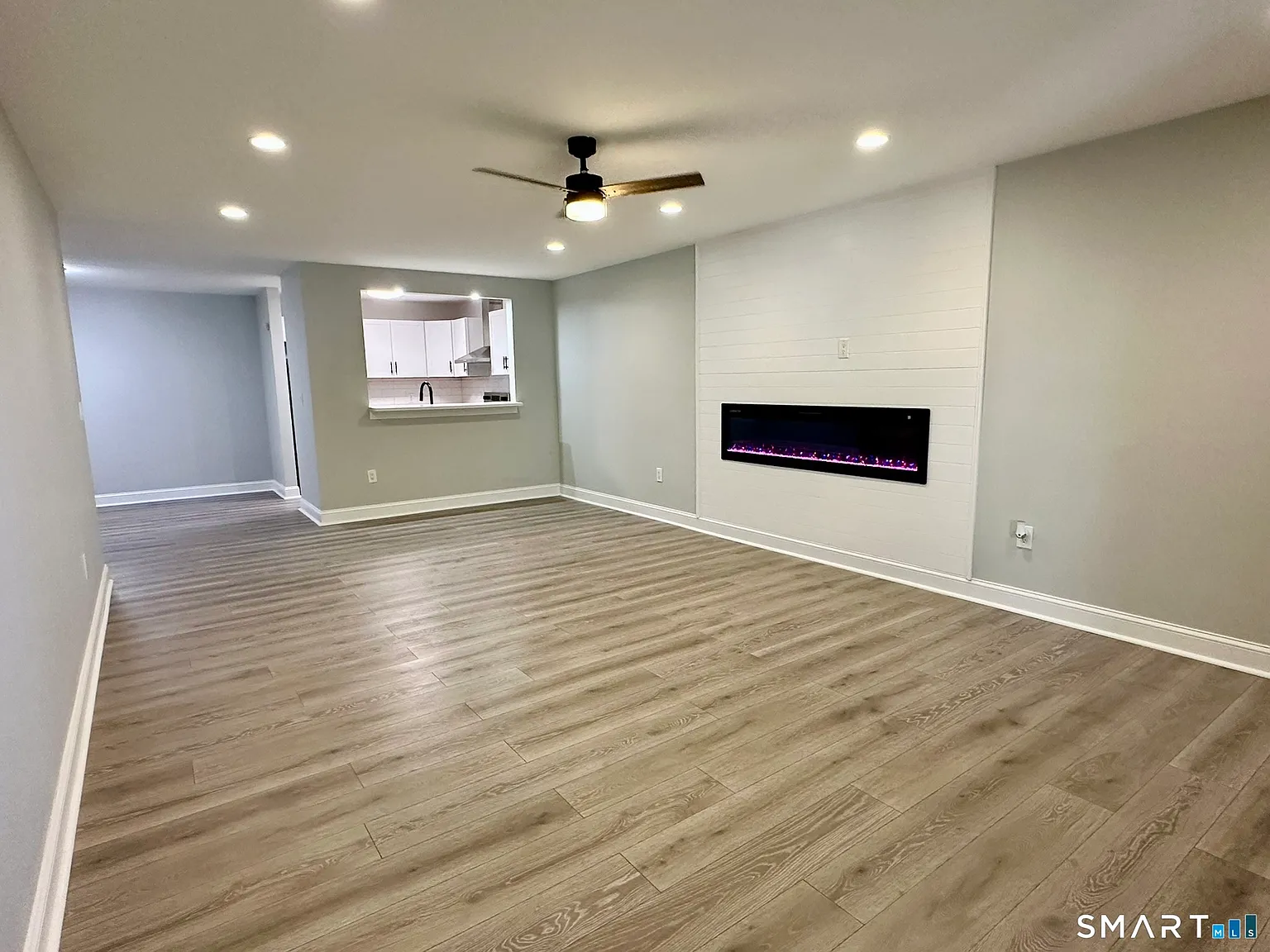 2 bed, 1.0 bath, 1297 sqft, $3,000 — Photo 3