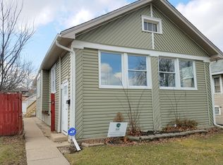 126 S 18th Ave, Maywood, IL 60153