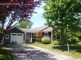 68 Crescent St, Southampton, NY 11963