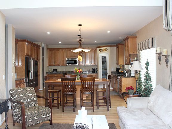 5th image of 4351 Forest Hill Dr