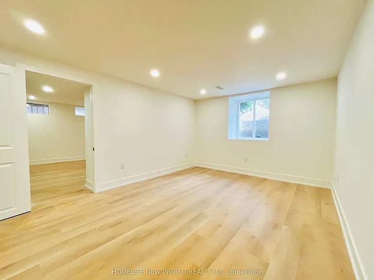 308 Maplehurst Ave #BASEMENT — Photo 6
