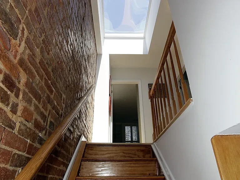 656 Acker Pl NE — Photo 12