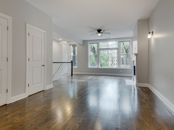 2nd image of 726-728 W Briar Pl #728-1