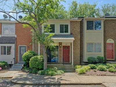 308 Sanderson Dr, Sterling, VA, 20164