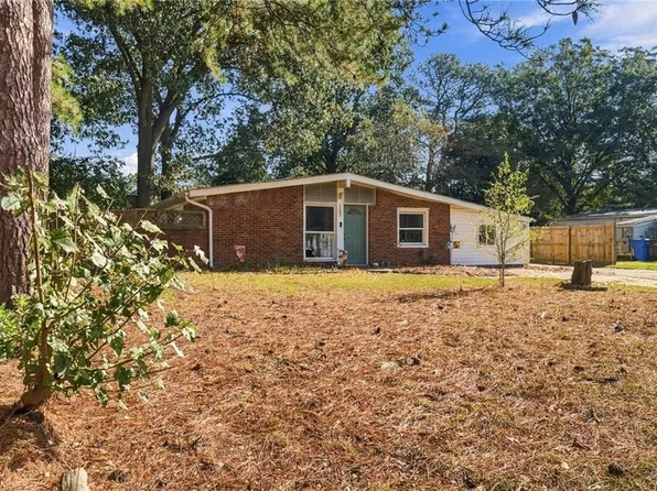 1205 Santeetlah Ave, Chesapeake, VA 23325