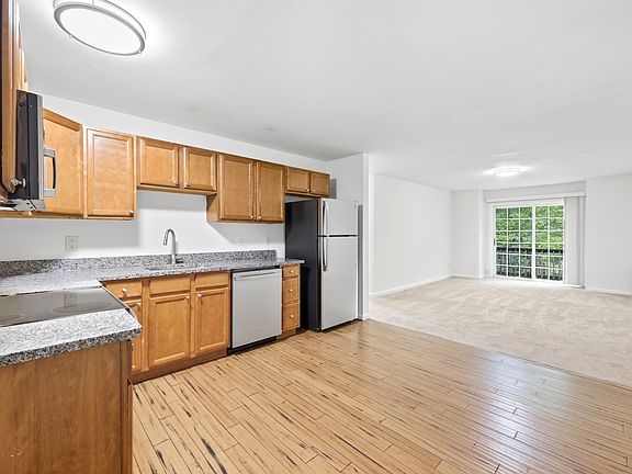 3rd image of 56 Heritage St #303