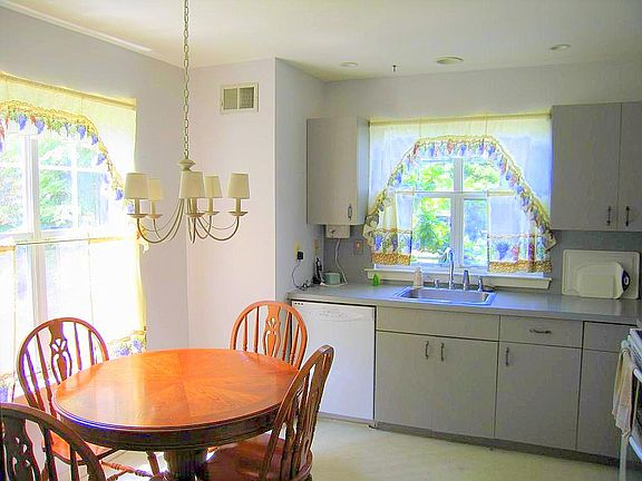 Bright Kitchen