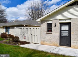437 Valleybrook Dr, Lancaster, PA 17601