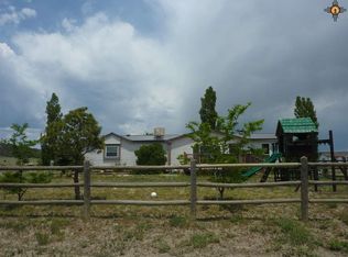 11 Willow Ln, Raton, NM 87740