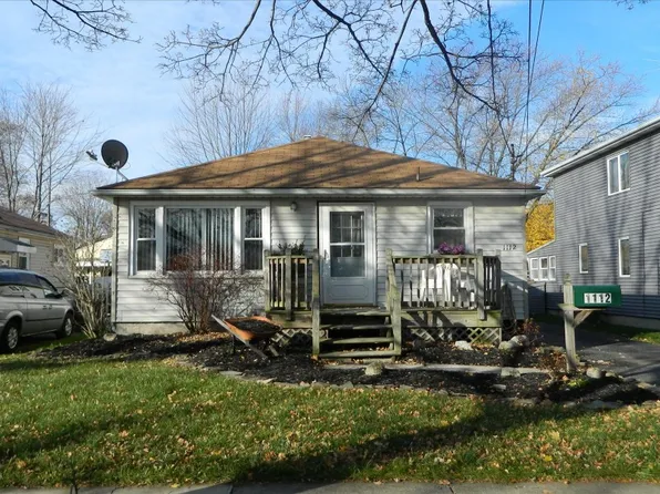 1112 90th St, Niagara Falls, NY 14304