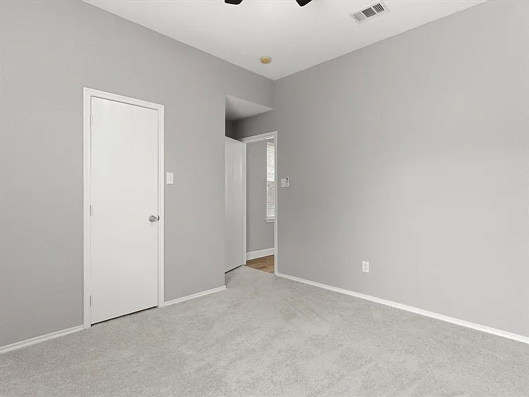 1316 Hunter Ln — Photo 25
