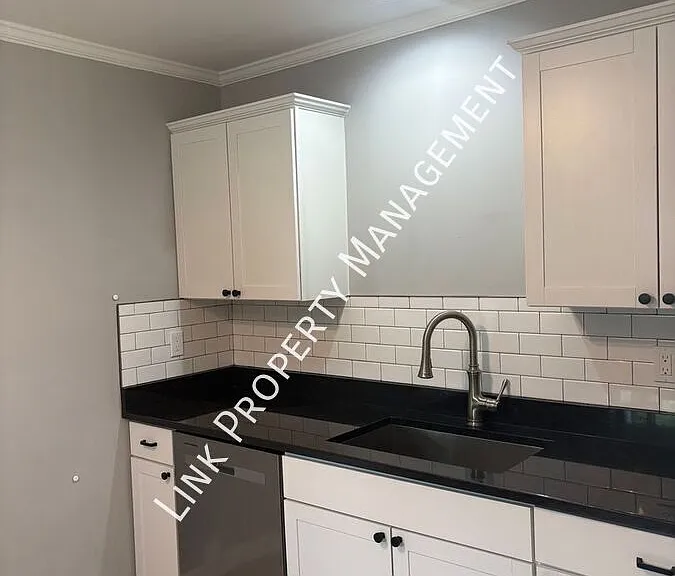 123 Sequoia Dr #A — Photo 38