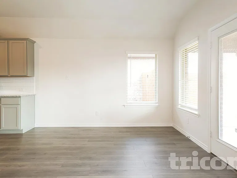 431 Rivendale Way — Photo 3