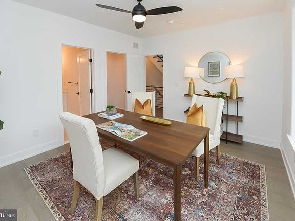 4th image of 1323R E Montgomery Ave #3