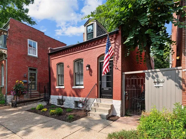 2213 S 11th St, Saint Louis, MO 63104