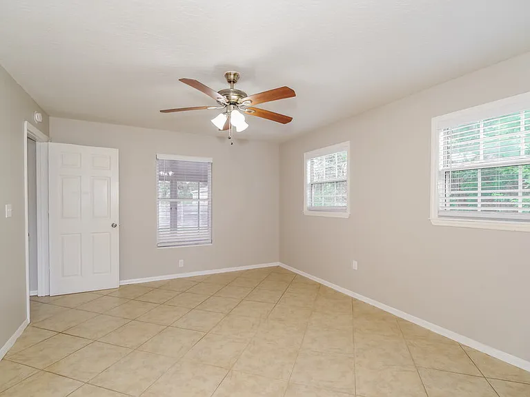 1171 Harper Blvd SW — Photo 9