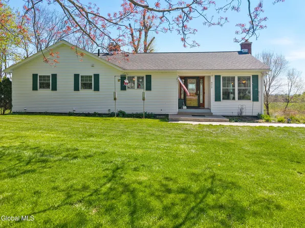 377 Pangburn Road, Schenectady, NY 12306