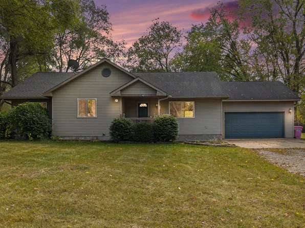 1270 Bowers Rd, Lapeer, MI 48446
