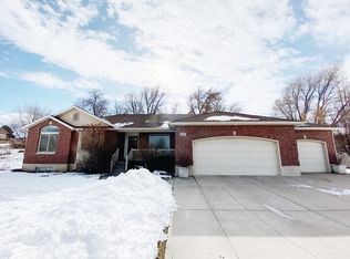 1097 E Skyhaven Cv, South Weber, UT 84405