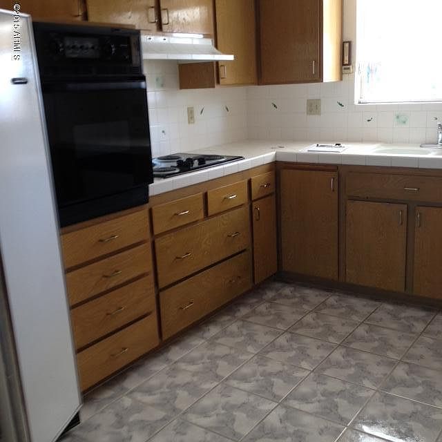 2nd image of 10408 W Camden Ave