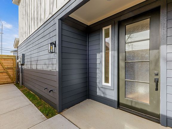 4th image of 3524 Spring Ave