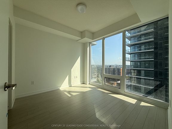 5th image of 4010 Eglinton Ave W #1605