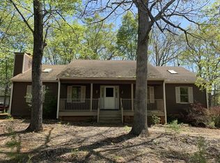 15 N Bearwood Dr, Palmyra, VA 22963
