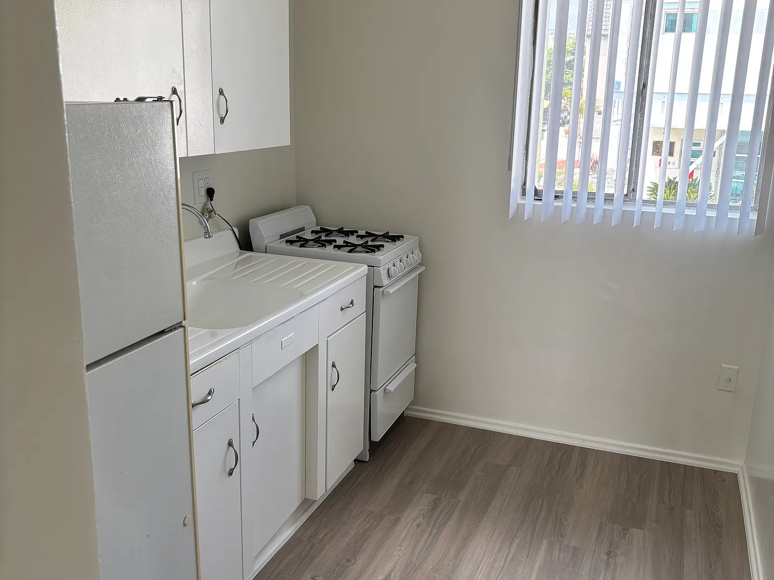 3702 Motor Ave — Photo 4