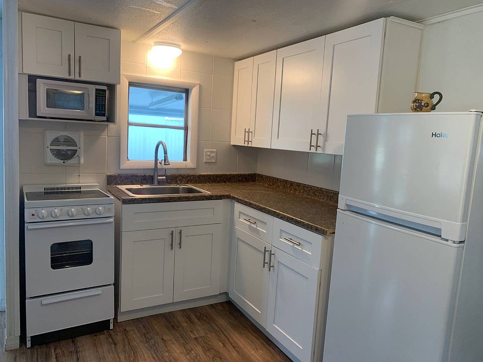 1st image of 1005 Maple Ave #58