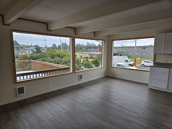 3rd image of 799 Ocean Shores Blvd NW #283