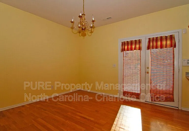 7428 Darblay St — Photo 5