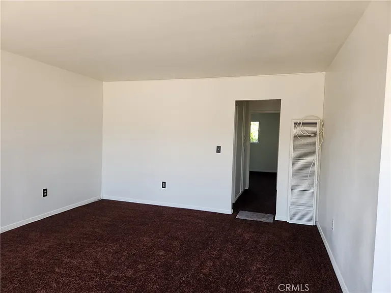 212 S Delano St — Photo 4